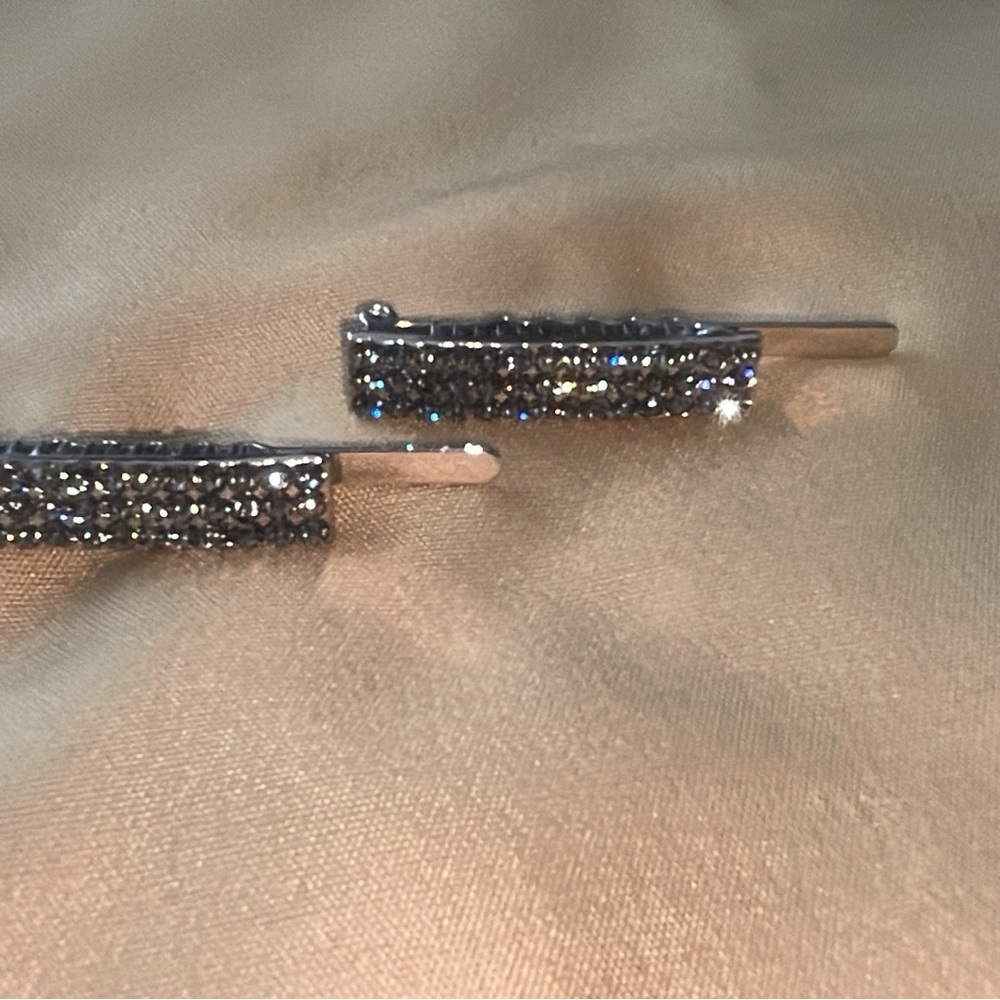 Sparkling Silver Hair Clips - Picture 3 of 4